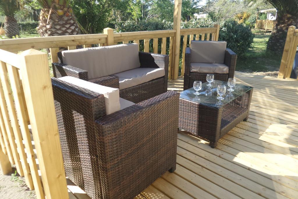 Camping Mobile Home U Sole Marinu Patrimonio Bagian luar foto